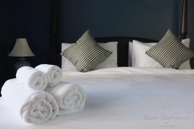Baan Ongkharak Bed & Breakfast (Adults Only) Bangkok Eksteriør billede